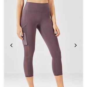 Fabletics capri with pockets